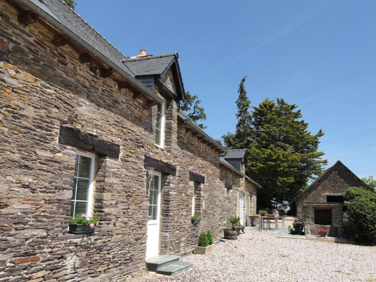 Longere Ville Voisin - Chambre D'Hote Augan Eksteriør bilde