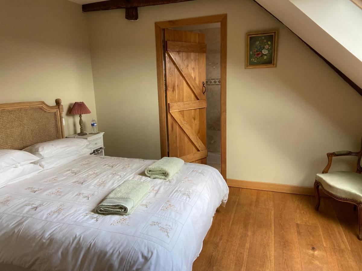 Longere Ville Voisin - Chambre D'Hote Augan Eksteriør bilde